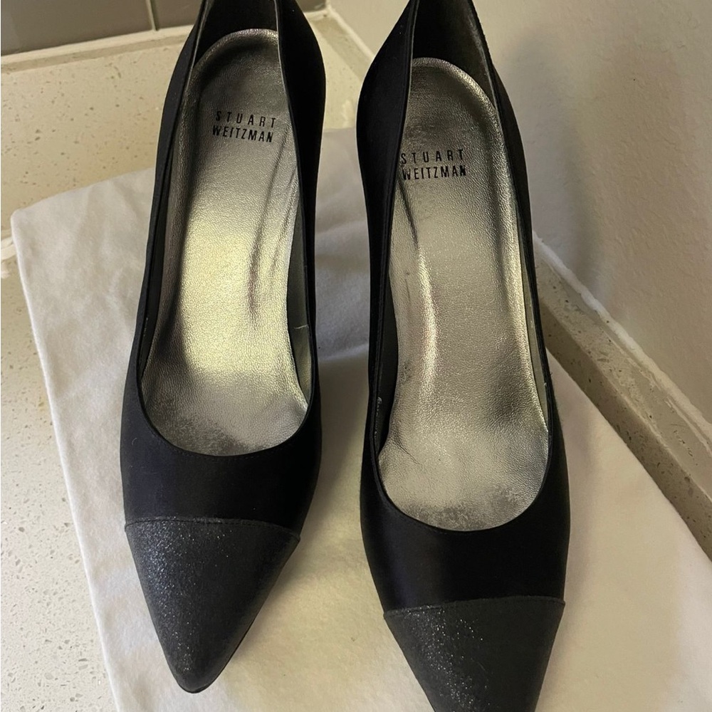 Stuart Weitzman Black Pumps with Metallic Tips
